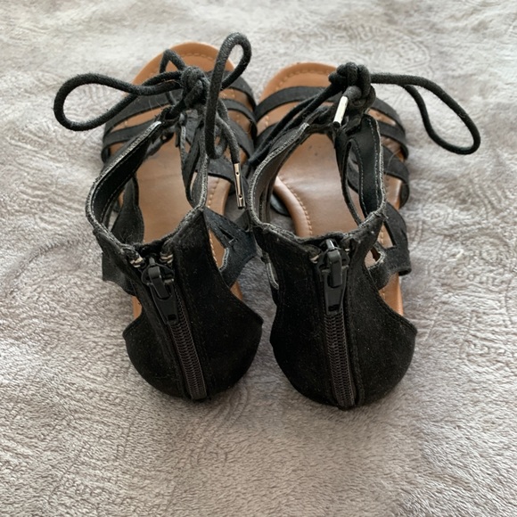 Joe Fresh Spartan sandal - Picture 4 of 7